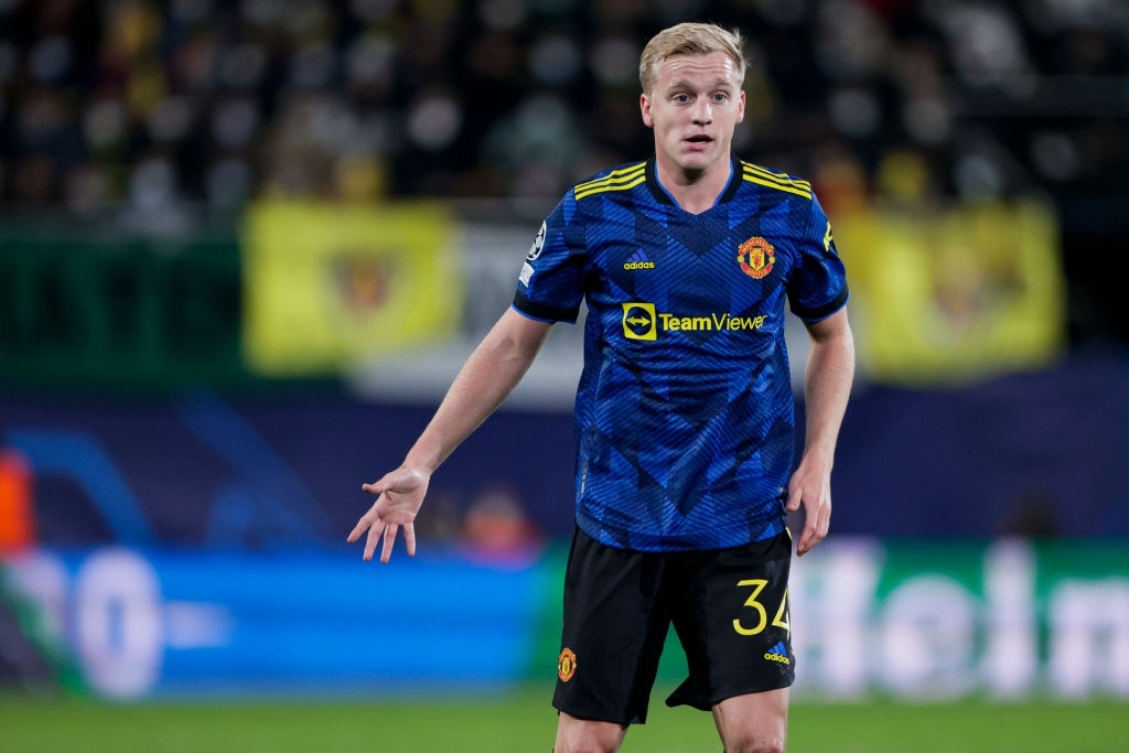 HLV Carrick đã dành lợi khen ngợi tới năng lực của Van de Beek